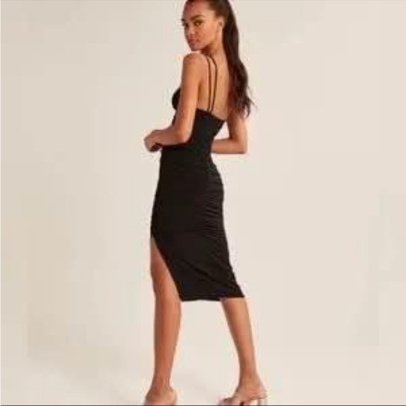 Abercrombie Asymmetrical Ruched Midi Dress BNWT - Picture 3 of 6
